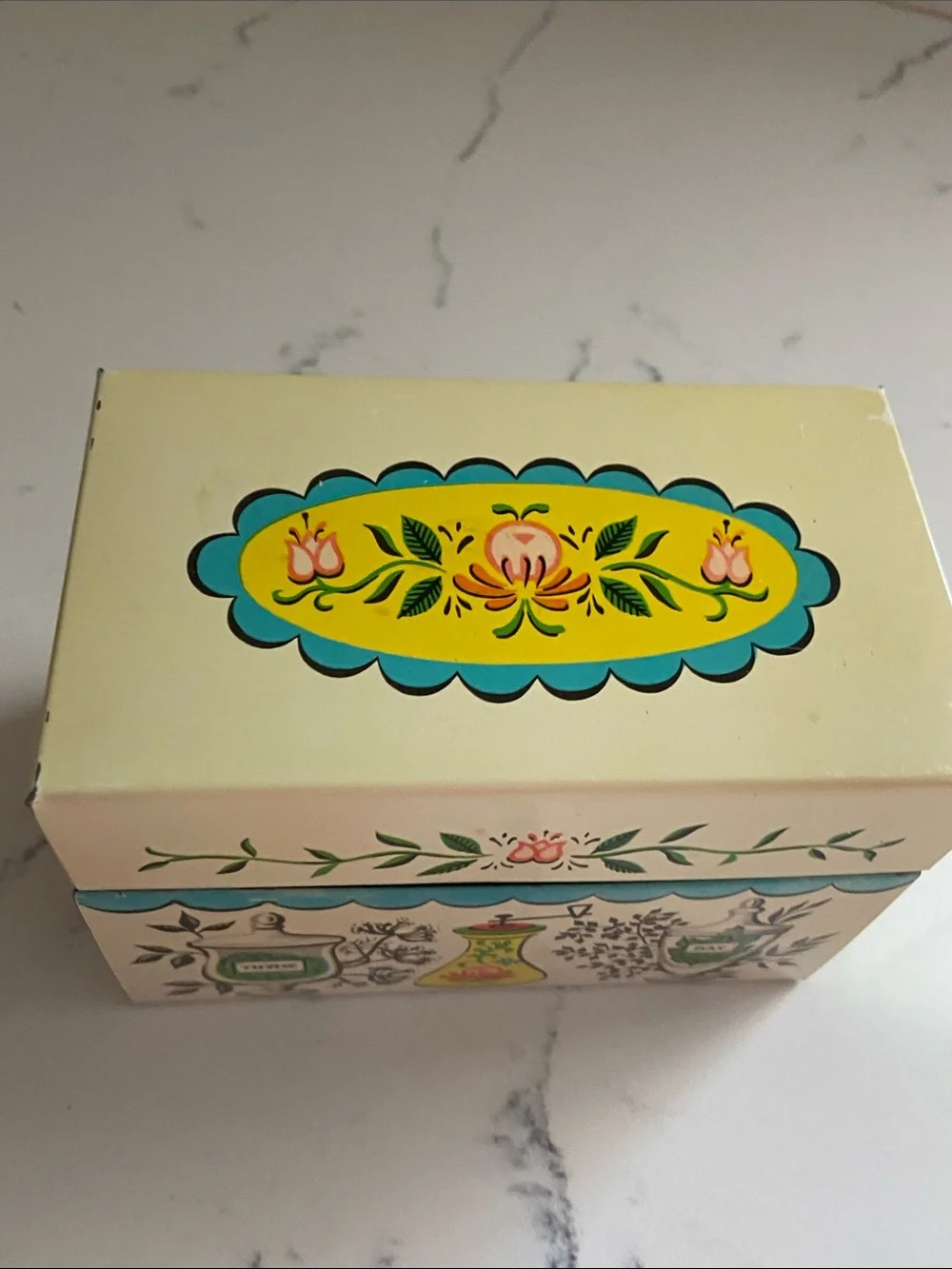 Vintage Chein Recipe Box Tin Recipe Card Box 1964 Pillsbury Booklet